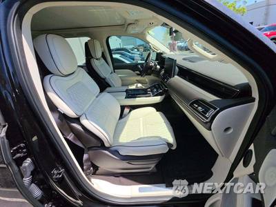 2024 Lincoln Navigator L Black Label - zdjęcie 19 z 29 - miniatura