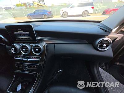 2015 Mercedes-Benz C 300 Sedan - zdjęcie 19 z 33 - miniatura