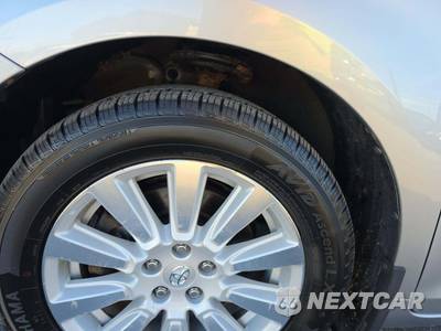2017 Toyota Sienna LE 7-Passenger 119.3" WB - zdjęcie 24 z 31 - miniatura