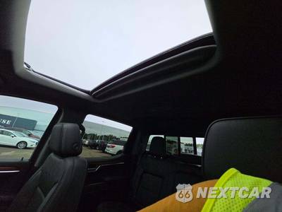 2022 GMC Sierra 1500 Denali Crew Cab Short Bed 5SA - zdjęcie 11 z 26 - miniatura