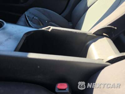 2018 Toyota Camry LE - zdjęcie 32 z 32 - miniatura