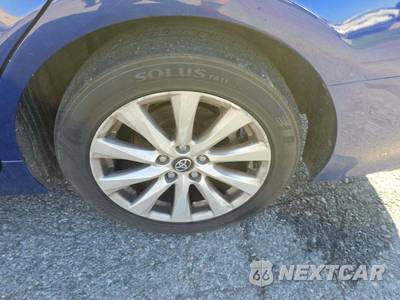 2018 Toyota Camry LE - zdjęcie 28 z 32 - miniatura