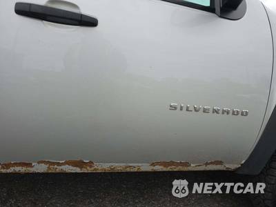 2011 Chevrolet Silverado 1500 LT Extended Cab Medium Bed 1LT w/Rear Doors - zdjęcie 31 z 42 - miniatura