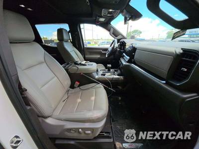 2022 Chevrolet Silverado 1500 LTZ Crew Cab Short Bed 1LZ - zdjęcie 18 z 24 - miniatura