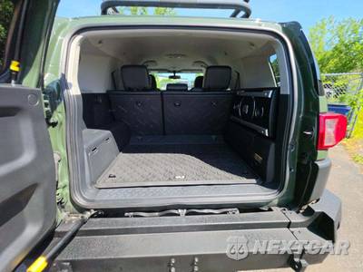 2011 Toyota FJ Cruiser w/Rear Doors - zdjęcie 14 z 26 - miniatura