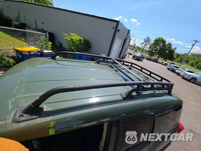 2011 Toyota FJ Cruiser w/Rear Doors - zdjęcie 12 z 26 - miniatura