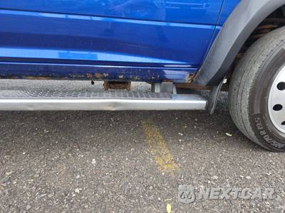 2015 Ram 5500 Cab Chassis Tradesman Crew Cab DRW - zdjęcie 23 z 28 - miniatura