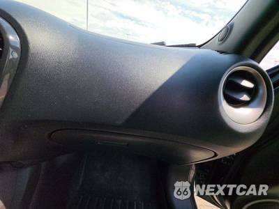 2013 Nissan JUKE SL - zdjęcie 19 z 28 - miniatura