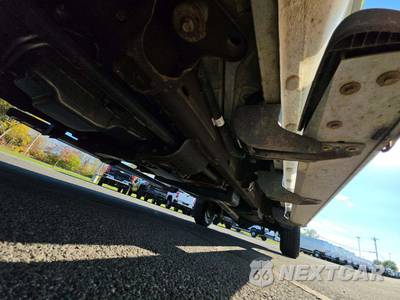 2024 Chevrolet Silverado 3500HD High Country Crew Cab Long Bed 3LZ - zdjęcie 7 z 27 - miniatura