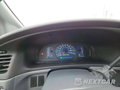2002 Toyota Sienna CE 114.2" WB - zdjęcie 9 z 27 - miniatura