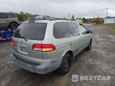 2002 Toyota Sienna CE 114.2" WB - zdjęcie 3 z 27 - miniatura