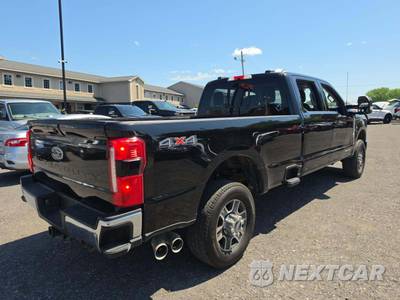 2023 Ford Super Duty F-350 Lariat Crew Cab Long Bed - zdjęcie 3 z 23 - miniatura