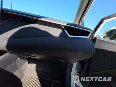 2020 Toyota Corolla Hybrid LE Sedan - zdjęcie 19 z 25 - miniatura