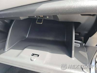 2021 Nissan Versa SV - zdjęcie 19 z 28 - miniatura