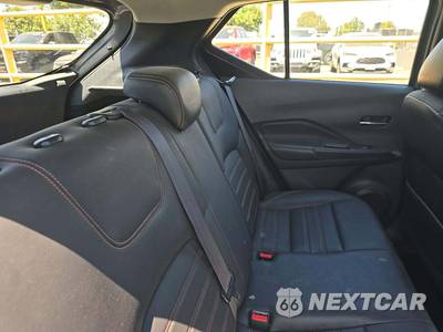 2019 Nissan Kicks SR - zdjęcie 16 z 31 - miniatura