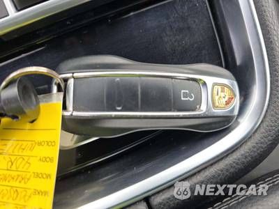 2022 Porsche Panamera Platinum Edition - zdjęcie 8 z 22 - miniatura