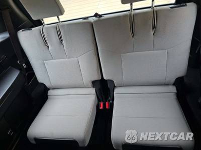 2025 Toyota 4Runner SR5 - zdjęcie 14 z 23 - miniatura