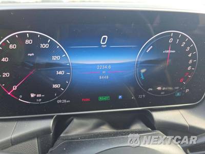 2025 Mercedes-Benz GLC 350e - zdjęcie 9 z 20 - miniatura