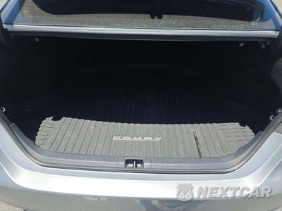 2023 Toyota Camry XSE - zdjęcie 14 z 25 - miniatura