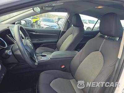 2022 Toyota Camry LE - zdjęcie 6 z 22 - miniatura