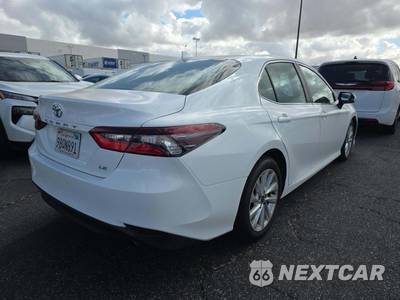 2022 Toyota Camry LE - zdjęcie 3 z 22 - miniatura