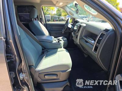 2015 Ram 1500 Express Extended Cab Medium Bed - zdjęcie 18 z 31 - miniatura