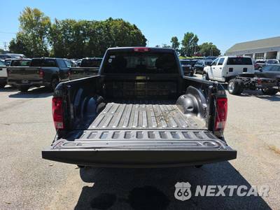 2015 Ram 1500 Express Extended Cab Medium Bed - zdjęcie 14 z 31 - miniatura