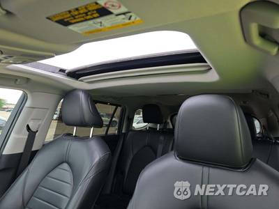 2023 Toyota Highlander XLE - zdjęcie 8 z 22 - miniatura