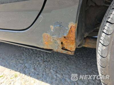 2004 Toyota Corolla LE - zdjęcie 27 z 36 - miniatura