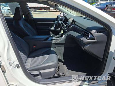 2024 Toyota Camry SE - zdjęcie 15 z 17 - miniatura