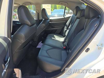 2024 Toyota Camry SE - zdjęcie 10 z 17 - miniatura