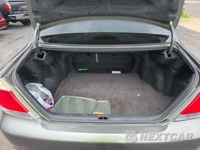 2005 Toyota Camry LE - zdjęcie 11 z 30 - miniatura