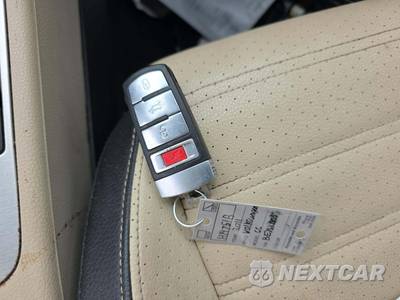 2011 Volkswagen CC Lux - zdjęcie 8 z 34 - miniatura