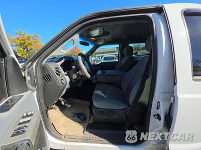 2013 Ford Super Duty F-250 XLT Crew Cab Medium Bed - zdjęcie 6 z 25 - miniatura