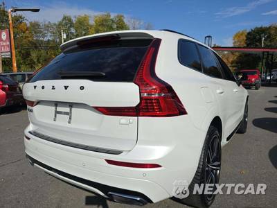 2021 Volvo XC60 Recharge Plug-In Hybrid T8 R-Design - zdjęcie 3 z 29 - miniatura