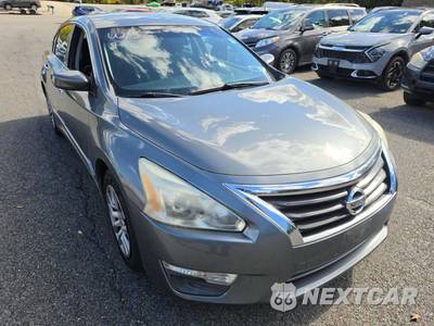 2014 Nissan Altima 2.5 S - zdjęcie 4 z 32 - miniatura