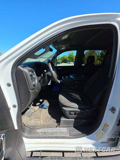 2020 Chevrolet Silverado 3500HD LT Crew Cab Medium Bed - zdjęcie 6 z 23 - miniatura