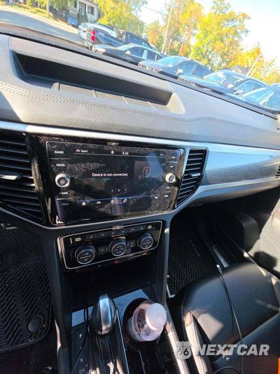2022 Volkswagen Atlas Cross Sport V6 SEL R-Line - zdjęcie 10 z 21 - miniatura