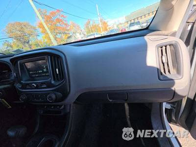 2018 Chevrolet Colorado WT Crew Cab Medium Bed 4WT - zdjęcie 19 z 32 - miniatura