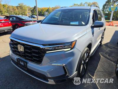 2023 Honda Pilot Touring - zdjęcie 1 z 23 - miniatura