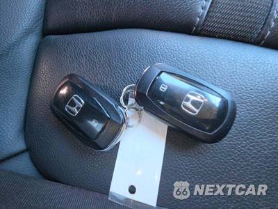 2023 Honda Pilot Touring - zdjęcie 8 z 23 - miniatura