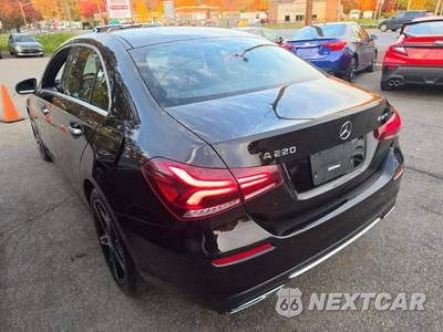 2021 Mercedes-Benz A 220 4MATIC - zdjęcie 2 z 27 - miniatura