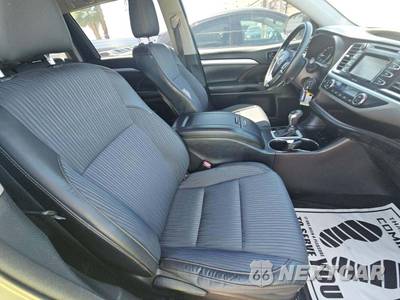 2015 Toyota Highlander LE Plus - zdjęcie 19 z 29 - miniatura