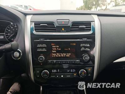 2013 Nissan Altima 2.5 SV Sedan - zdjęcie 10 z 26 - miniatura