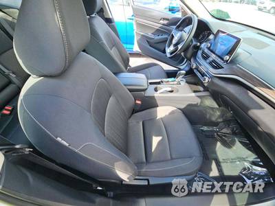 2025 Nissan Altima SV - zdjęcie 18 z 24 - miniatura