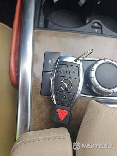2016 Mercedes-Benz E 350 Sport 4MATIC Sedan - zdjęcie 8 z 32 - miniatura