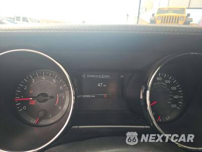 2015 Ford Mustang EcoBoost Premium Coupe - zdjęcie 9 z 27 - miniatura