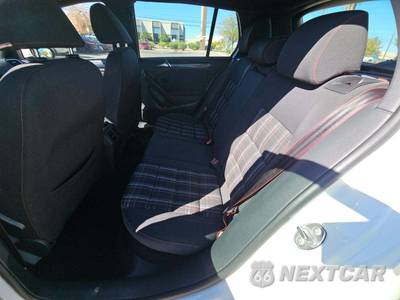 2014 Volkswagen GTI Wolfsburg Edition - zdjęcie 10 z 21 - miniatura