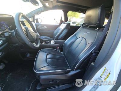 2025 Chrysler Pacifica Limited 121.6" WB - zdjęcie 3 z 22 - miniatura