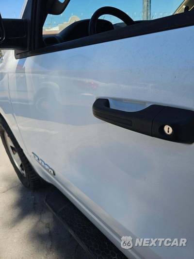 2019 Ram 1500 Tradesman Extended Cab Medium Bed - zdjęcie 25 z 37 - miniatura